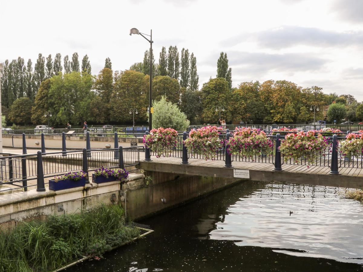 River View - Kingston Kingston upon Thames  Exteriér fotografie