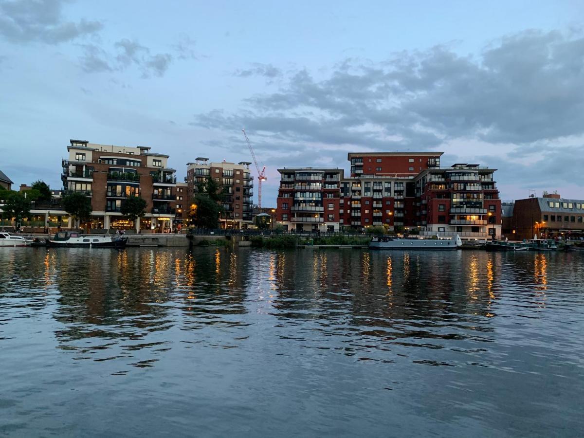 River View - Kingston Kingston upon Thames  Exteriér fotografie